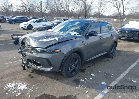 2024 Dodge Hornet R/T Plus Eawd from USA, damaged, VIN ZACPDFDW2R3A24240